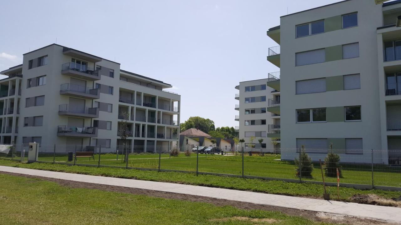 Lelle Resort B21 Balatonlelle Exterior foto